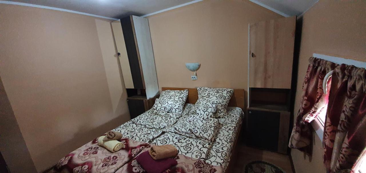 Bed and Breakfast Balla House Tărcaia Zewnętrze zdjęcie