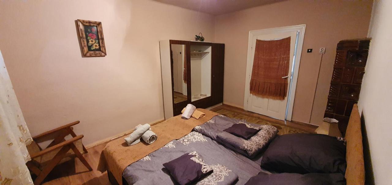 Bed and Breakfast Balla House Tărcaia Zewnętrze zdjęcie