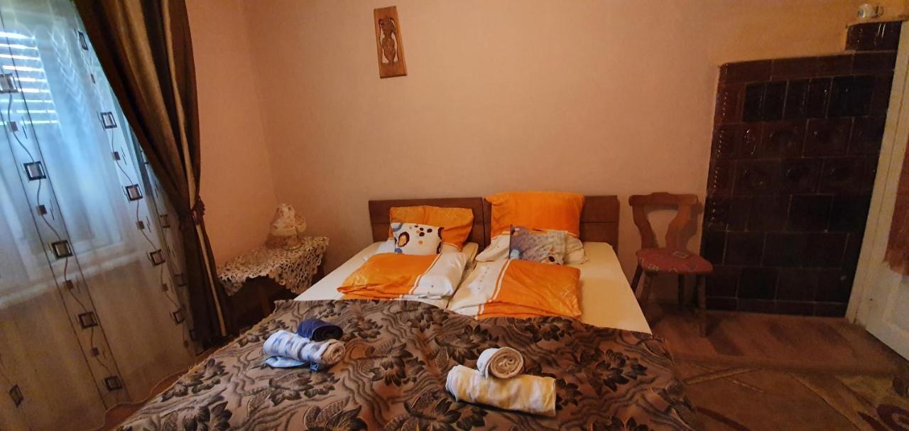 Bed and Breakfast Balla House Tărcaia Zewnętrze zdjęcie