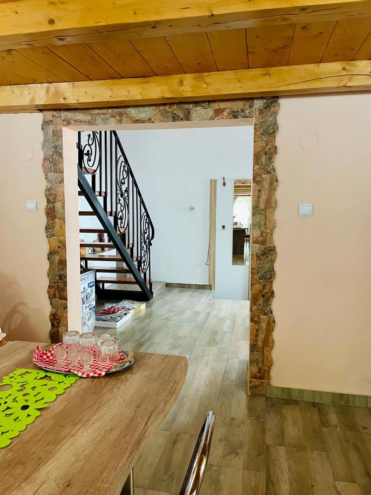 Bed and Breakfast Balla House Tărcaia Zewnętrze zdjęcie